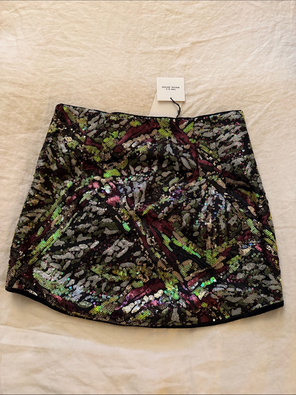 Zara NWT multicolor Sequin Mini Skirt on black underlay size Small - Picture 13 of 14